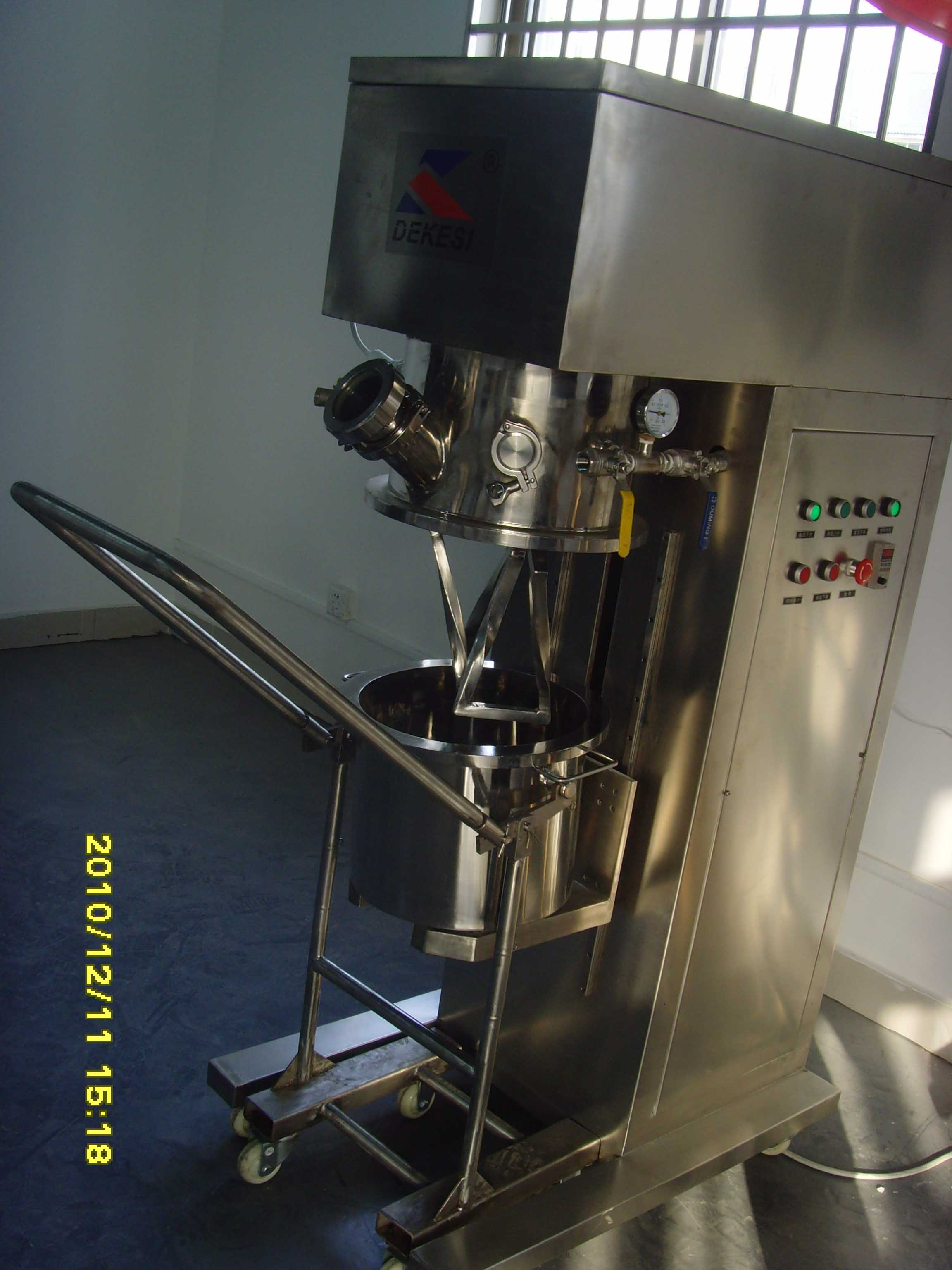 实验室如何进行行星搅拌机操作培训